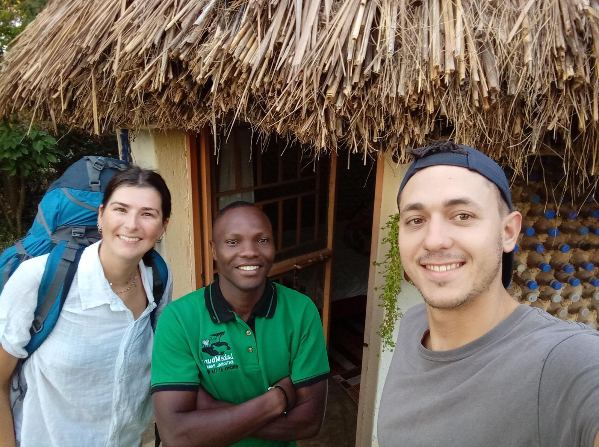 Plastic Bottles House Entebbe Exterior photo